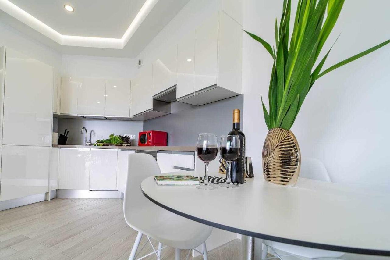 אדחה Ocean Garden Suite 10 Con Jardin Privado מראה חיצוני תמונה
