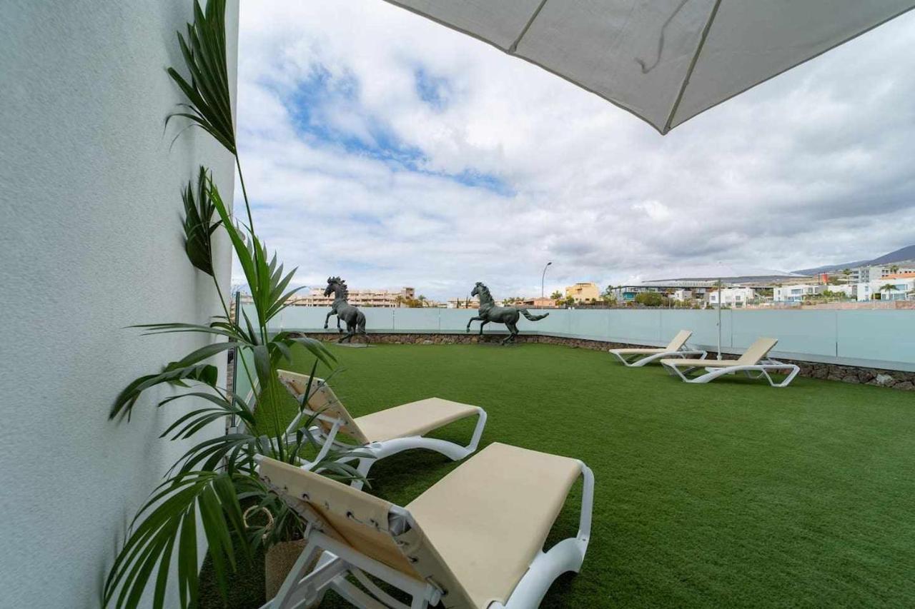 אדחה Ocean Garden Suite 10 Con Jardin Privado מראה חיצוני תמונה